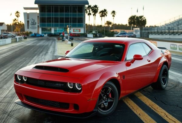 Challenger SRT Demon 