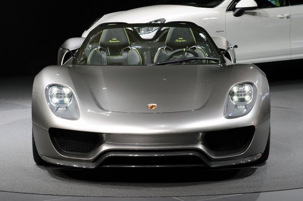 Porsche 918 Spyder concept