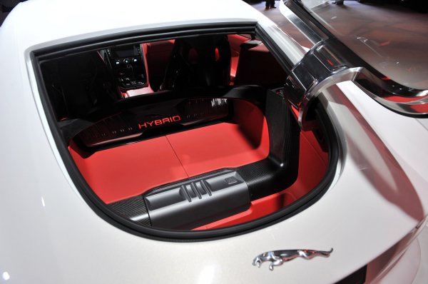 Лос Анджелис 2011 - Jaguar С-X16 Concept