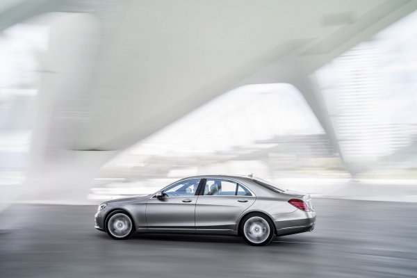 Новият Mercedes-Benz S-Class (W222)
