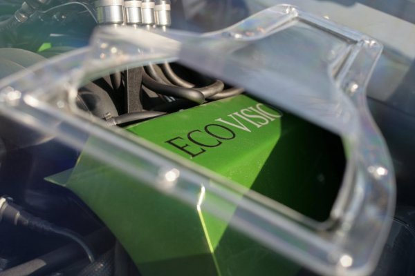 CCG Automotive CustomGT - суперавтомобил с газова уредба