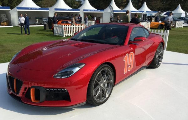 Световна премиера: Aero 3, впечатляващата нова кола на легендарното италианско ателие Touring Superleggera. С ретро дизайн и V12 двигател, тя ще бъде произведена в едва 15 бройки
