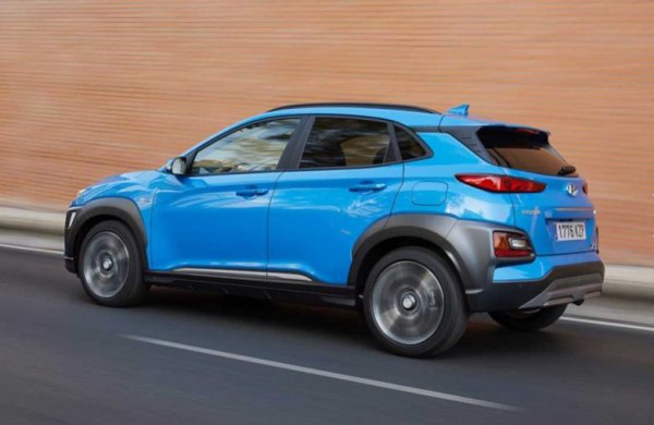 Тук смяната на името на някои пазари просто е задължителна, тъй като на португалския Kona се превежда като женски репродуктивен орган. Затова в тази държава, както и в някои други, където се говори португалския, корейският производител продава кросоувъра под името Hyundai Kauai.
