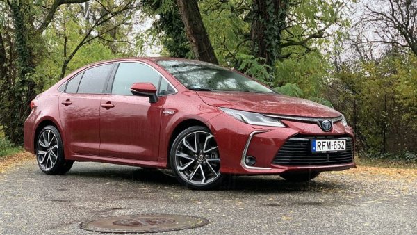 Години наред автомобилите Toyota се смятаха за най-малко дефектни и популярността им в Европа постепенно нарастваше. Това е един от най-големите производители на автомобили в света, така че не е изненадващо, че става въпрос за наличието на части или използването на практически решения за улесняване на обслужването.