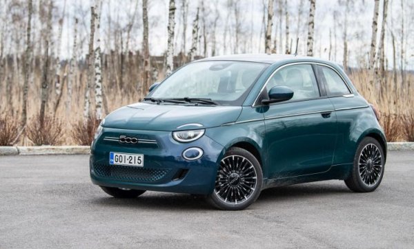 Слабостта на италианския пазар естествено рефлектира върху най-силната местна марка, която отчита почти 24% спад на годишна база, и свиване на пазарния дял от 4.8 до 4.2%. 

През 2018: 528,994 продажби, пазарен дял 4.9% 
