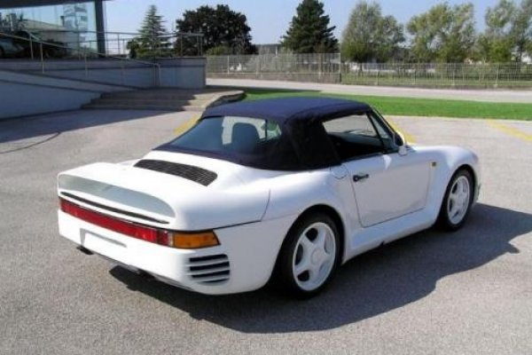 Уникалното Porsche 959 Cabrio