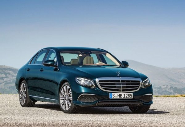 Немският автомобил от бизнес класа спечели първо място в класацията за гладкото си возене, стилния представителен интериор с високо ниво на технологичност и дизелови двигатели, които са оптимални по отношение на мощността и консумацията на гориво.