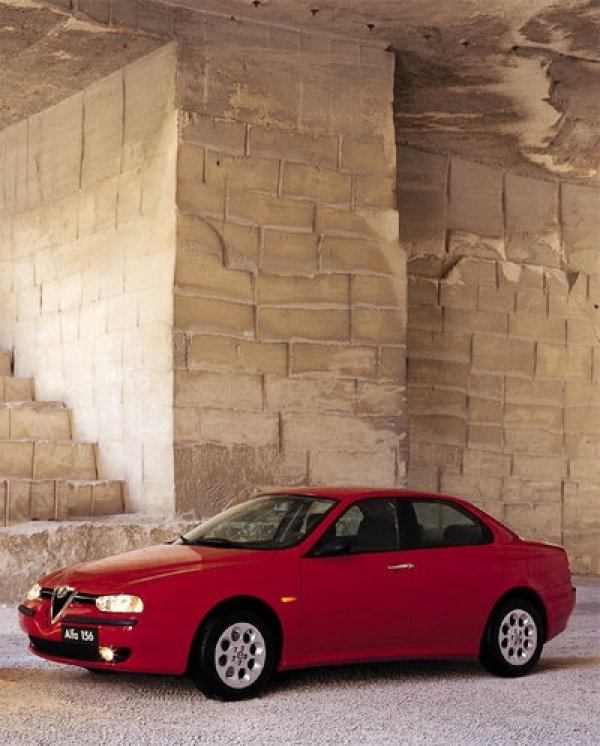Alfa Romeo 156