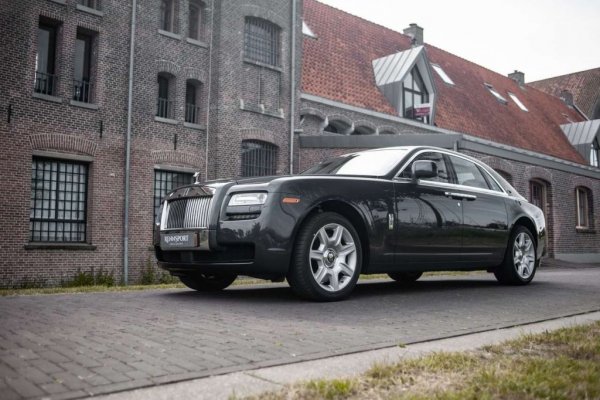 Начална цена - 229 980 лири
Цена след 3 години - 140 300 лири
Губите: 89 680 лири
