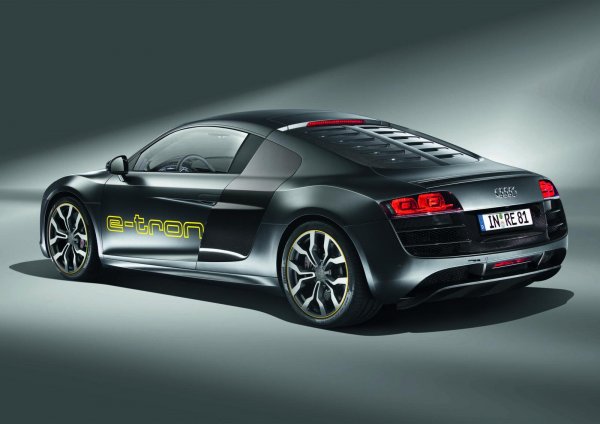 Audi R8 e-tron няма да се произвежда