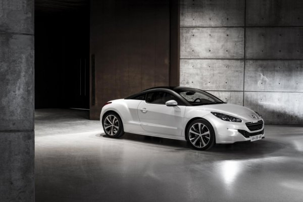 Peugeot RCZ 2013