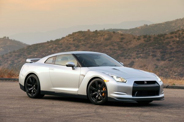 Nissan GT-R 2010