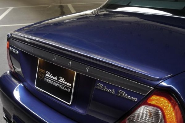 Jaguar XJ X350 Black Bison Edition oт Wald International