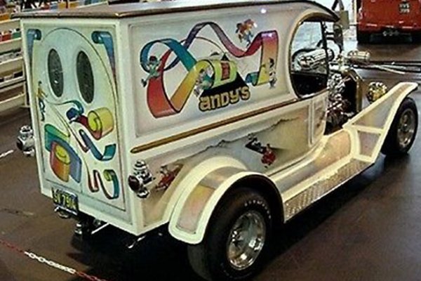 Колите на Бонзо са екстравагантни като стила му на свирене. Вманиачен колекционер, той притежаваше и няколко наистина уникални машини, като например Andy's Instant T - хот род с външността на камионче за сладолед, но с чудовищен V8 под капака. Колата участва във филма The Song Remains The Same. Преди няколко години се появи в eBay, оценена за четвърт милион лири, но няма информация кой я е купил и за колко. 
