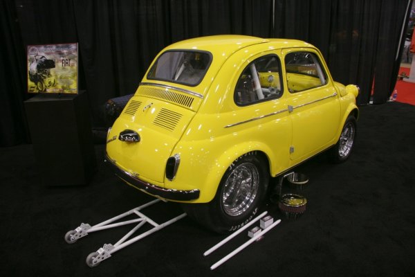 Fiat 500 от Legacy Innovations (725 к.с.)