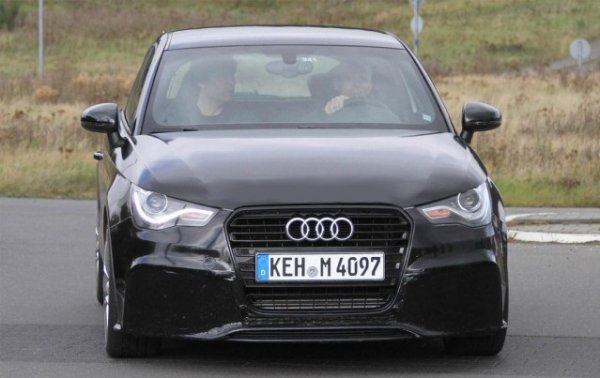 Шпионски снимки на Audi RS1 