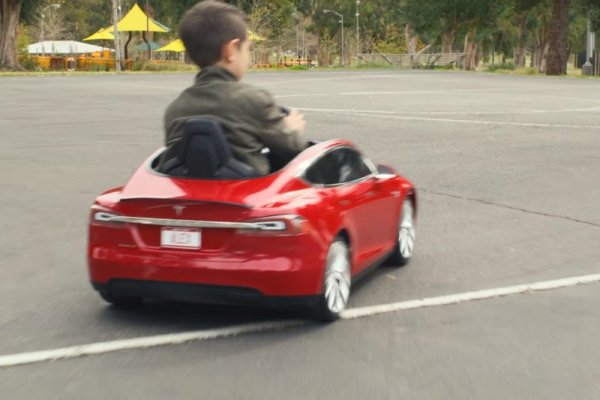 Tesla Model S за деца 