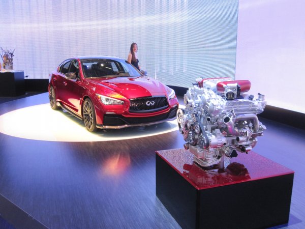 Infiniti Q50 Eau Rouge	