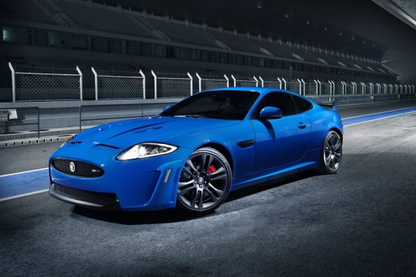Jaguar XKR-S