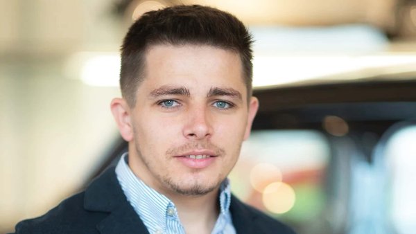 Босненският дизайнер се присъедини към Chery Automobile Co. съвсем наскоро, но вече успя да създаде един напълно нов автомобил на Chery - Tiggo 11, както и няколко нови и обновени модели  на марките Fulwin и Cougar. 

Кариерата на Османчевич: Chery (2023), Great Wall Motor (2021-2023), Ford (2019-2021), Skoda (2016-2019), BWW (2014-2015).
