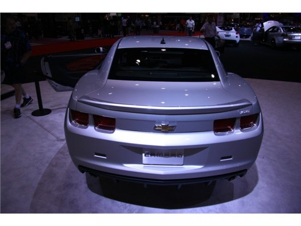 Chevy Camaro SS модел 2010 на тунинговото изложение SEMA 2008