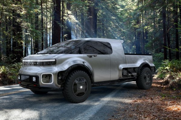 Калифорнийската фирма Neuron EV се готви да пусне на пазара електрическия всъдеход T/ONE. Модулната каросерия позволява машината да се превръща в пикап, в товарен ван или семеен микробус с 5 или 6 места. Седалката на шофьора може да бъде поставена в средата или както на стандартен автомобил.
