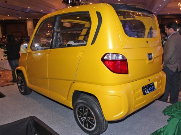 Bajaj Auto RE60 - новата най-евтина кола в света