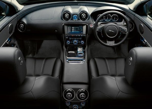 Jaguar XJ 2010