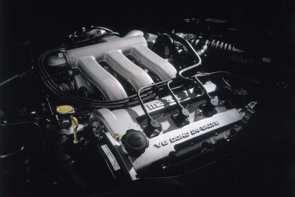 Не е речено, че един двигател трябва да се произведе в 100 милиона екземпляра, за да попадне в подобна класация. Mazda KJ-ZEM е всъщност доста рядък агрегат: той е монтиран само в един модел - Mazda Xedos 9 (наричана Mazda Millenia в Северна Америка, и Eunos 800 на домашния японски пазар). Този луксозен седан е произвеждан в сравнително малки серии, а и KJ-ZEM не е единственият му двигател, така че шансовете да срещнете този агрегат на пътя са доста скромни. 