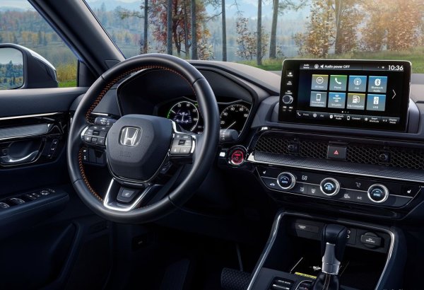 Плюсове: пространство, надеждност, ефективност.

Минуси: по-висока начална цена от повечето конкуренти, сред които е и Tucson.
