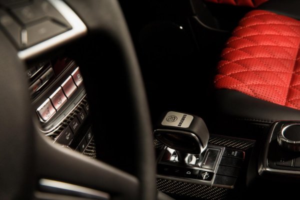 Brabus B63S - 700 Widestar за полицията в Дубай