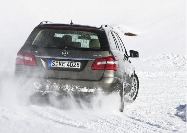 Mercedes-Benz E-Class 4Matic 2010