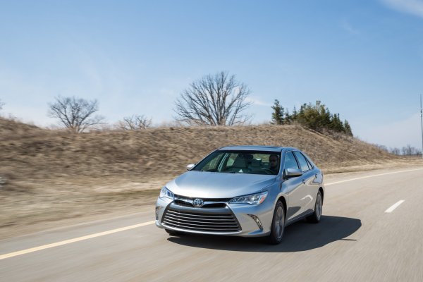 Toyota Camry 2015
