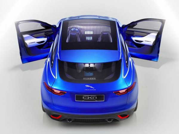  Jaguar C-X17 Sports Crossover Concept