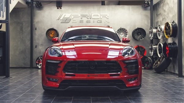 Porsche Macan с оптичен пакет от Prior Design