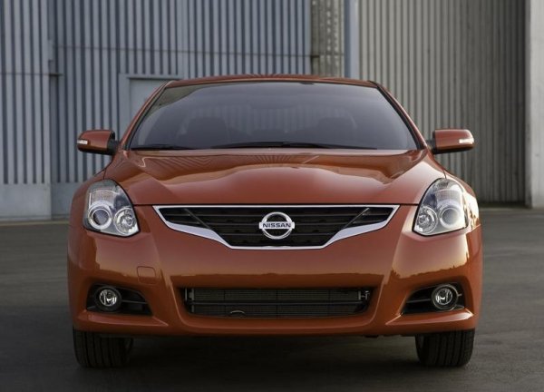 Nissan Altima Coupe