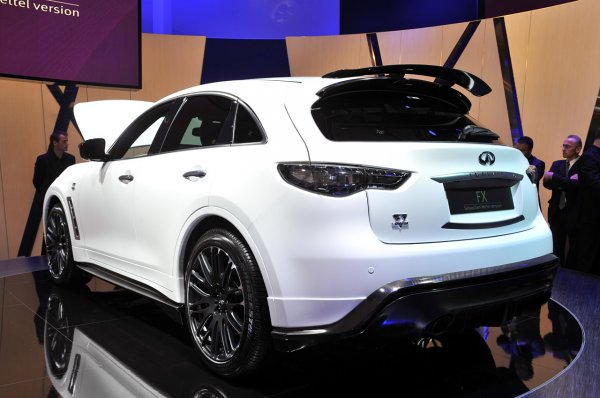 Infiniti FX Sebastian Vettel