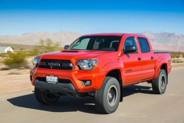 Издръжлива и производителна, Toyota Tacoma (моделна година) е предпочитан избор за купувачите на употребявани пикапи. Въпреки че позицията на водача е малко неудобна, неговата офроуд мощ и надеждност са на първо ниво. Предлагат се различни конфигурации, като ниво на оборудване TRD Off-Road е особено желано. 

Високата стойност при препродажба на Tacoma е доказателство за неговата издръжливост, а моделите с редовна поддръжка често издържат много повече от 500 000 км.