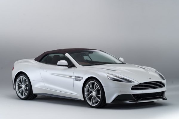 Aston Martin Vanquish Volante