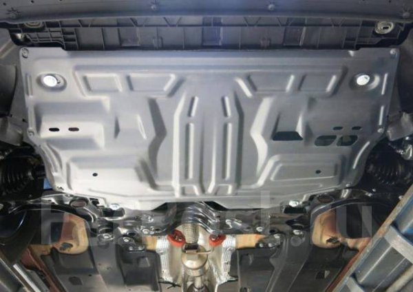 Много от собственици на кросоувъри разчитат на сериозна допълнителна защита на двигателя. Дали тя ще потрябва, не е много сигурно, но охлаждането на мотора и на скоростната кутия се влошава непрекъснато. Прегряването най-вероятно няма да се прояви като кипене на охлаждащата течност, но постоянната работа над нормалната за двигателя температура ще намали живота му.

Затова и до допълнителната защита на двигателя трябва да се прибягва само при нужда. А след това трябва да се следи внимателно температурата на мотора, като дори при най-малкото увеличение над нормалното задължително се намалява натоварването.