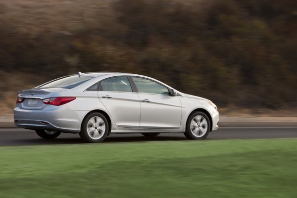 Hyundai Sonata 2011

