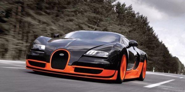 Моделът Veyron Super Sport използва най-добрите технологии на Bugatti, като ускорява от 0 до 100 км/ч за 2,5 секунди и да развие максимална скорост от 431 км/ч. Това се постига благодарение на 8,0-литровия W16 двигател с 4 турбокомпресора, които осигуряват максимална мощност от 1200 к.с. От съображения за безопасност максималната скорост е ограничена на 415 км/ч, тъй като специалните му Michelin (комплектът струва 42 000 долара) могат да издържат при това натоварване само 15 минути.

Каросерията на Veyron Super Sport е от въглеродни нишки, което позволява постигане на теглото от 1886 кг. И тъй като тази кола се прави на ръка, в Bugatti успяват да произвеждат по 2 бройки на седмица. Само 48 щастливци се сдобиват с такъв автомобил, като всеки е персонализиран, като на капачката на резервоара са поставени инициалите на собственика вместо тези на Еторе Бугати.