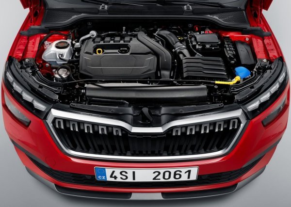 Сред двигателите в Kamiq има турбо бензинови агрегати (1.0 или 1.5 TSI с мощност от 90 до 95/110/115 до 150 к.с.), както и дизелов вариант 1.6 TDI със 115 к.с. Независимо от версията, редовната смяна на масло и филтри е от съществено значение, защото малките турбо двигатели не обичат да бъдат пренебрегвани &ndash; както при бензиновия, така и при дизеловия вариант маслото си струва да се сменя не повече от веднъж годишно.