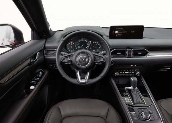 Предимства: Атрактивен външен вид, забележителна динамика, превъзходно усещане зад волана.

Недостатъци: Сравнително беден интериор, капризна информационно-развлекателна система.

Цена за САЩ - от 26 370 до 39 000 долара.
