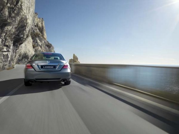 Ускорява от 0-100 км/ч. за 7.1 сек. 