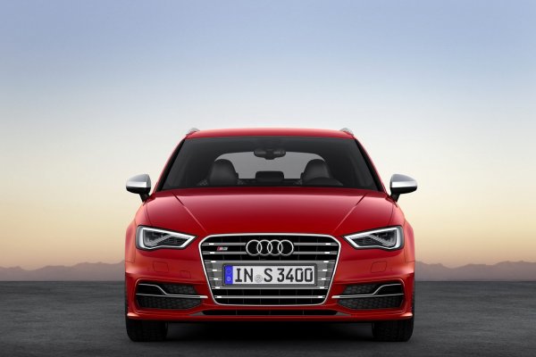 Audi S3 Sportback (5 врати)
