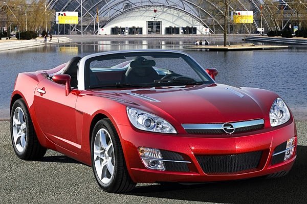 Opel GT, бензин, 260 к.с., цена от около 30 000 евро 