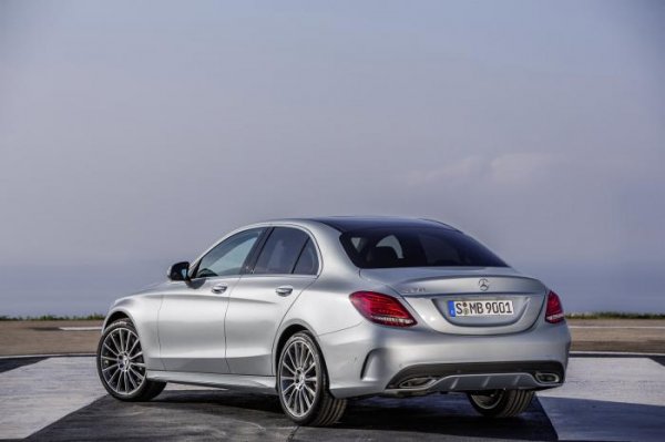 Mercedes-Benz C-Class 