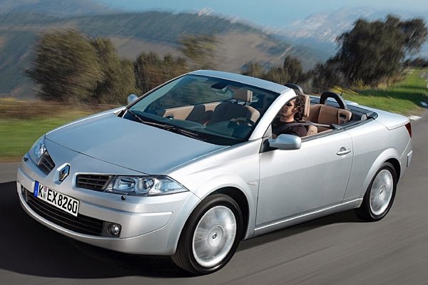 Renault M&eacute;gane CC, бензин и дизел, 112-163 к.с., цени от около 22 300 евро