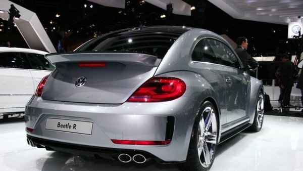 Лос Анджелис 2011 - Volkswagen Beetle R